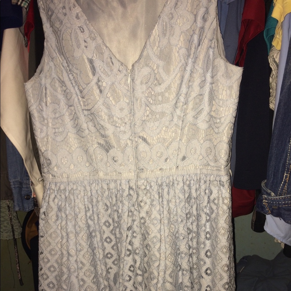 Baby blue sleeveless dress